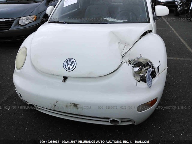 3VWBB61C3WM020566 - 1998 VOLKSWAGEN NEW BEETLE თეთრი ფოტო 6