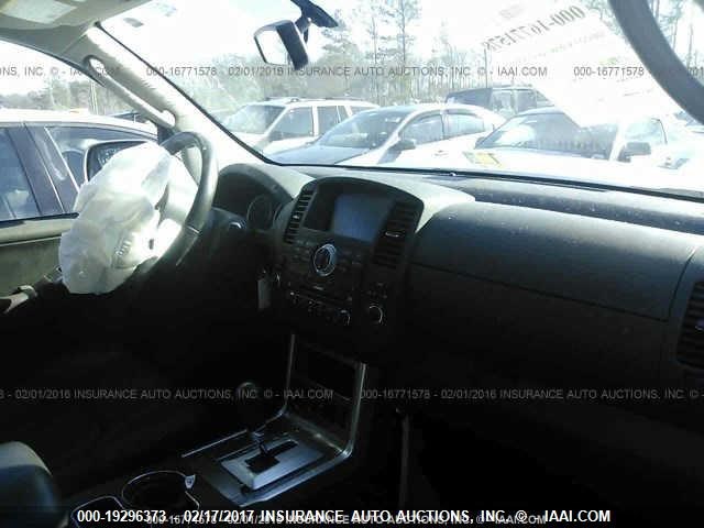 5N1AR1NN1CC625462 - 2012 NISSAN PATHFINDER S/LE/SE SILVER photo 5