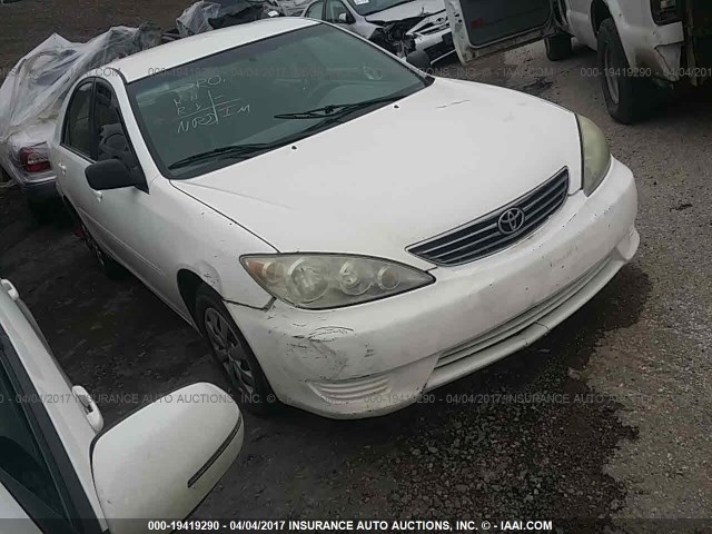 4T1BE32K96U660741 - 2006 TOYOTA CAMRY LE/XLE/SE WHITE photo 1