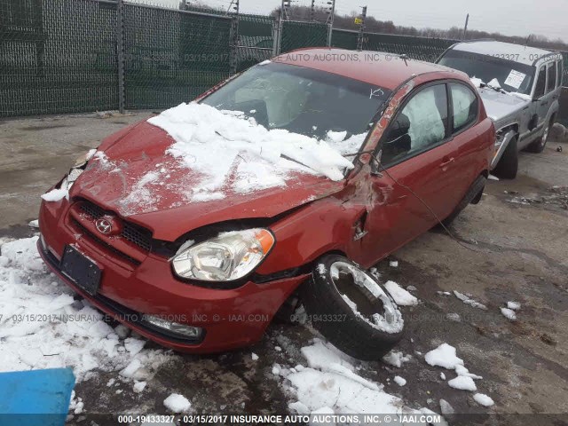 KMHCN36C29U122412 - 2009 HYUNDAI ACCENT SE ORANGE photo 2