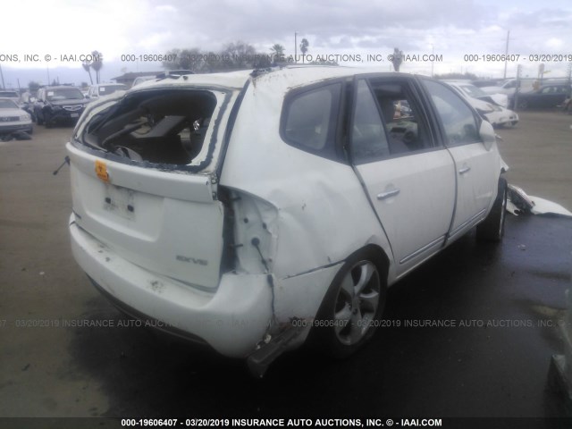 KNAFG526877117991 - 2007 KIA RONDO LX/EX WHITE photo 4