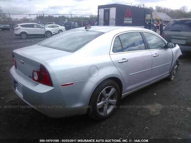 1G1ZC5E04CF383228 - 2012 CHEVROLET MALIBU 1LT SILVER photo 4