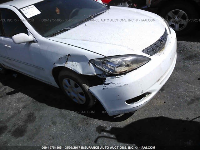 4T1BE32K92U574517 - 2002 TOYOTA CAMRY LE/XLE/SE WHITE photo 6