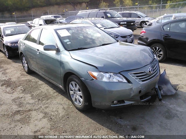 JTNBE46K273007353 - 2007 TOYOTA CAMRY NEW GENERAT CE/LE/XLE/SE GRAY photo 1