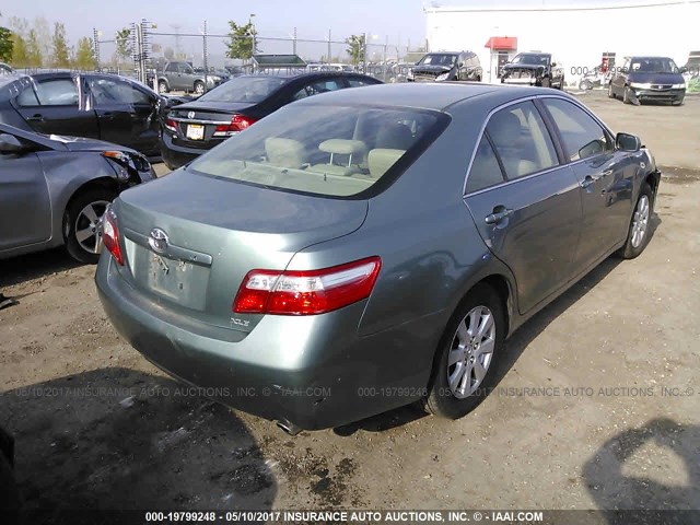 JTNBE46K273007353 - 2007 TOYOTA CAMRY NEW GENERAT CE/LE/XLE/SE GRAY photo 4