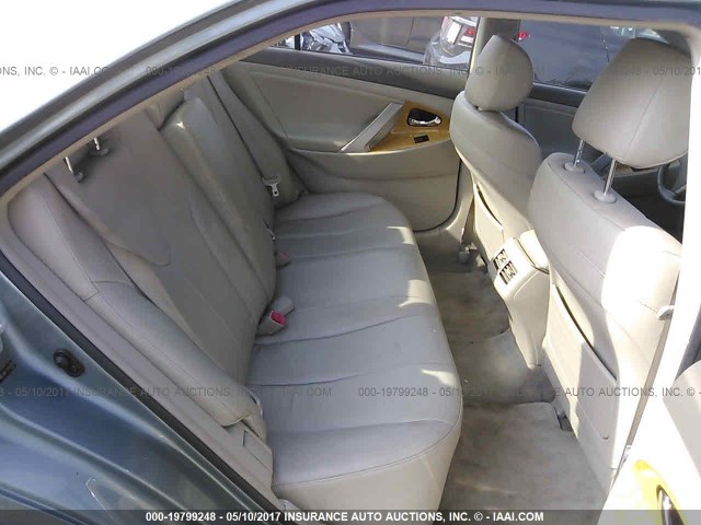 JTNBE46K273007353 - 2007 TOYOTA CAMRY NEW GENERAT CE/LE/XLE/SE GRAY photo 8
