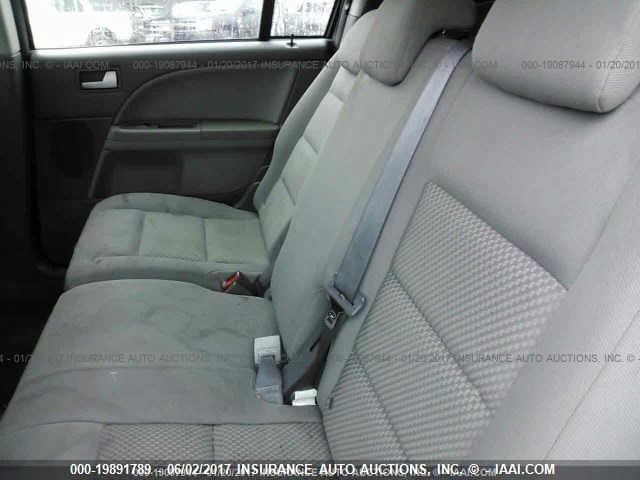 1FMZK011X5GA75940 - 2005 FORD FREESTYLE SE SILVER photo 8