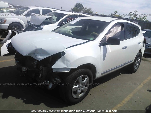 JN8AS5MV2DW639411 - 2013 NISSAN ROGUE S/SV WHITE photo 2