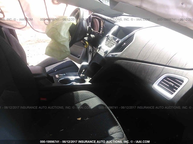 2GKALMEK9D6152258 - 2013 GMC TERRAIN SLE WHITE photo 5