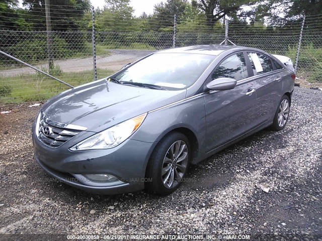 5NPEC4AC7CH431391 - 2012 HYUNDAI SONATA SE/LIMITED GRAY photo 2