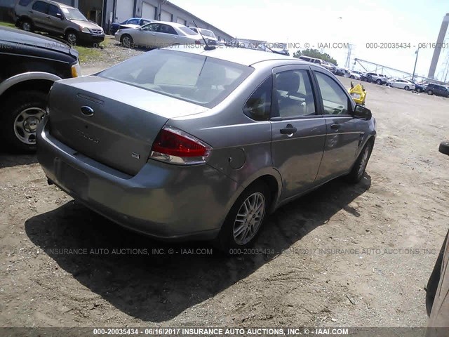 1FAHP35N48W236170 - 2008 FORD FOCUS SE/SEL/SES GOLD photo 4
