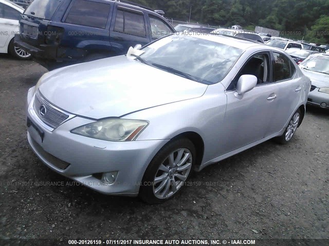 JTHCK262562003953 - 2006 LEXUS IS 250 SILVER photo 2