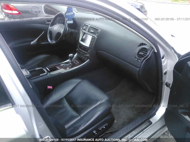 JTHCK262562003953 - 2006 LEXUS IS 250 SILVER photo 5