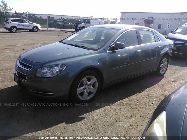 1G1ZG57B09F133805 - 2009 CHEVROLET MALIBU LS 绿色 照片 2