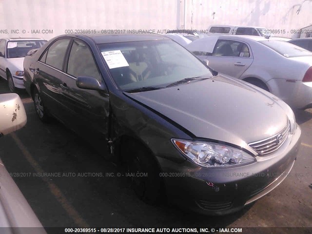 4T1BE32K16U684208 - 2006 TOYOTA CAMRY LE/XLE/SE GRAY photo 1