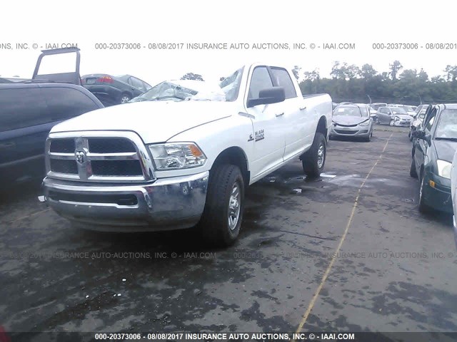 3C6UR5DL2HG675906 - 2017 DODGE 2500 WHITE photo 2