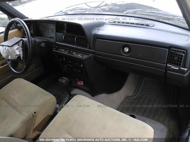 YV1AW8818N1926754 - 1992 VOLVO 240 GOLD photo 5