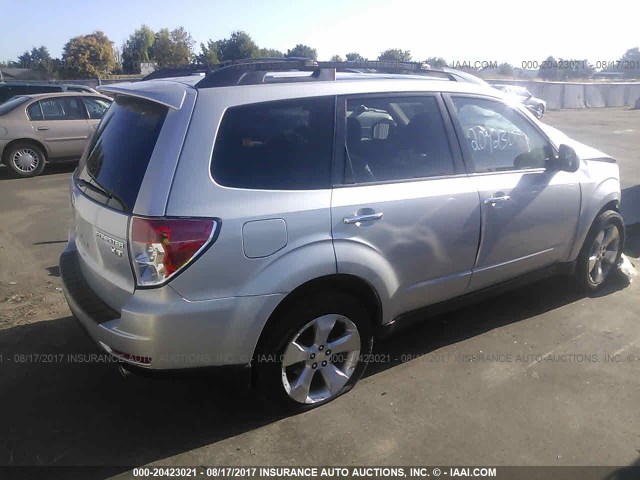 JF2SH66699H724012 - 2009 SUBARU FORESTER SILVER photo 4