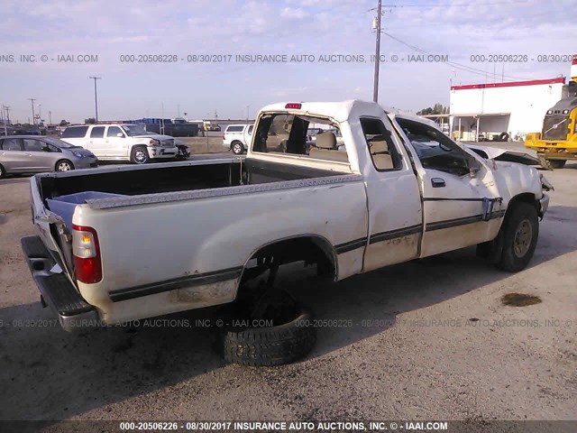 JT4VD22F6S0015709 - 1995 TOYOTA T100 XTRACAB SR5 WHITE photo 4