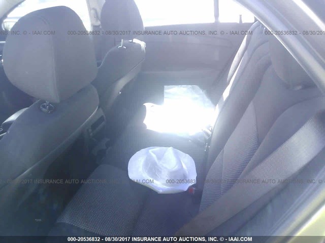 1G1ZC5E04CF134637 - 2012 CHEVROLET MALIBU 1LT GRAY photo 8