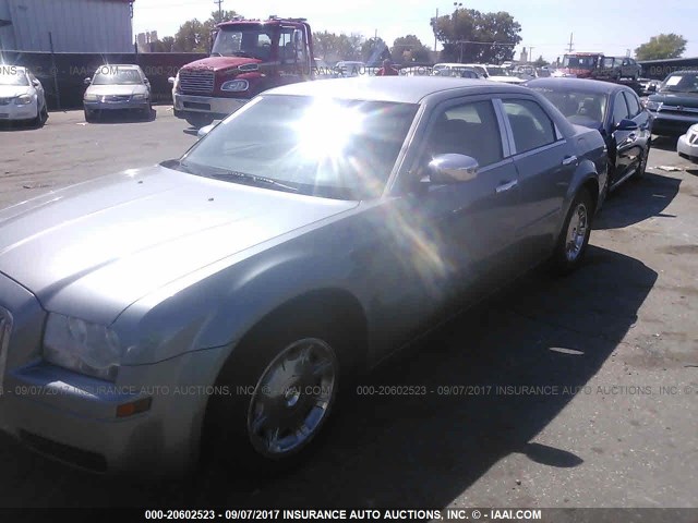 2C3KA43R86H307660 - 2006 CHRYSLER 300 SILVER photo 2