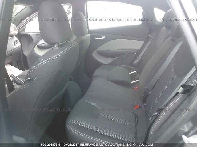 1C3CDFBB7GD578879 - 2016 DODGE DART SXT GRAY photo 8