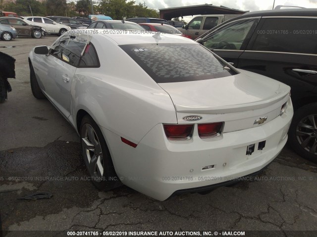 2G1FK1EJ8D9198732 - 2013 CHEVROLET CAMARO 2SS WHITE photo 3