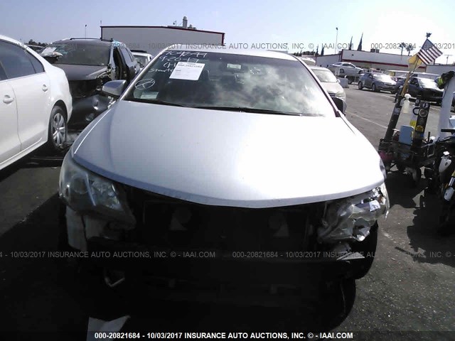 4T1BF1FK6CU613738 - 2012 TOYOTA CAMRY SE/LE/XLE SILVER photo 6