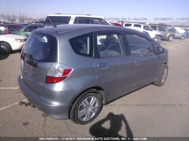 JHMGE8G27AC024297 - 2010 HONDA FIT SILVER photo 4