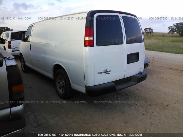 1GCSGAF41C1192032 - 2012 CHEVROLET EXPRESS G1500  WHITE photo 3