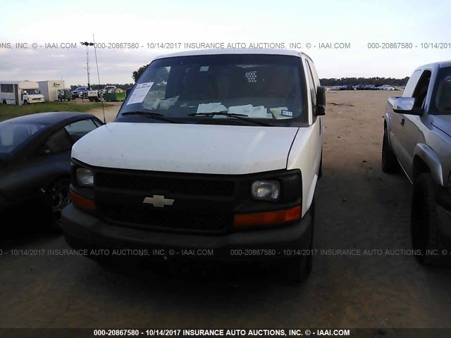 1GCSGAF41C1192032 - 2012 CHEVROLET EXPRESS G1500  WHITE photo 6