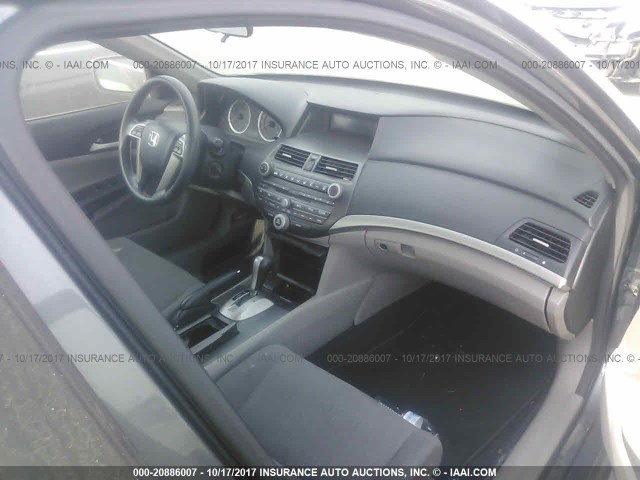 1HGCP2F48CA031219 - 2012 HONDA ACCORD LXP GRAY photo 5