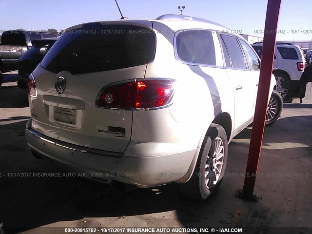 5GAKVBED4BJ387605 - 2011 BUICK ENCLAVE CXL WHITE photo 4