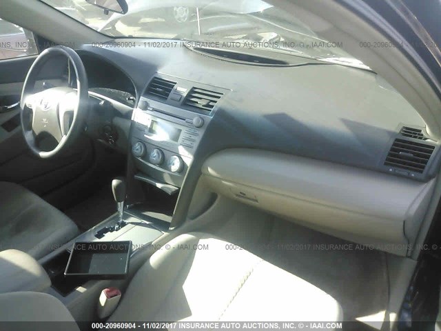 4T1BE46K38U198843 - 2008 TOYOTA CAMRY CE/LE/XLE/SE BLACK photo 5