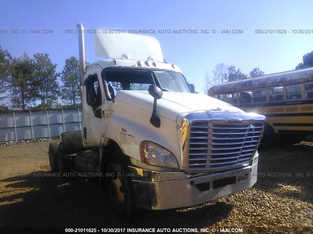 1FUJGECK5BSAV9994 - 2011 FREIGHTLINER CASCADIA 125  WHITE photo 1