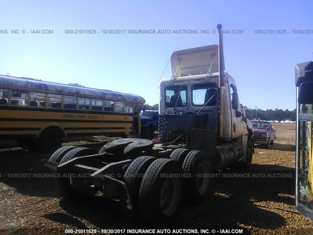 1FUJGECK5BSAV9994 - 2011 FREIGHTLINER CASCADIA 125  WHITE photo 4