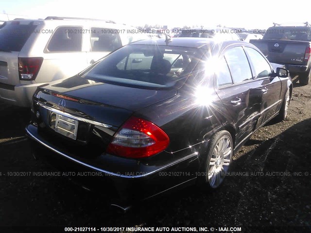 WDBUF56X18B197633 - 2008 MERCEDES-BENZ E 350 BLACK photo 4