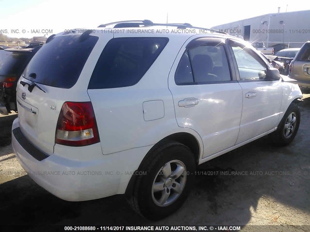 KNDJC733265505477 - 2006 KIA SORENTO EX/LX WHITE photo 4