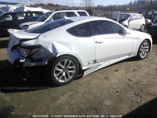 KMHHT6KJ7FU126131 - 2015 HYUNDAI GENESIS COUPE 3.8L WHITE photo 4