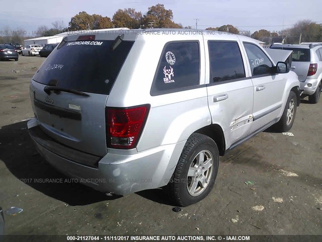 1J8GR48K17C656436 - 2007 JEEP GRAND CHEROKEE LAREDO/COLUMBIA/FREEDOM 银色 照片 4