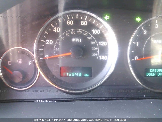 1J8GR48K17C656436 - 2007 JEEP GRAND CHEROKEE LAREDO/COLUMBIA/FREEDOM 银色 照片 7