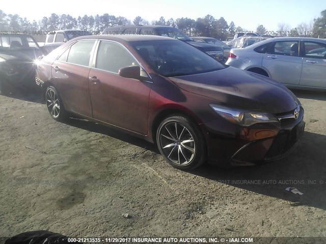 4T1BF1FK0FU913537 - 2015 TOYOTA CAMRY LE/XLE/SE/XSE RED photo 1