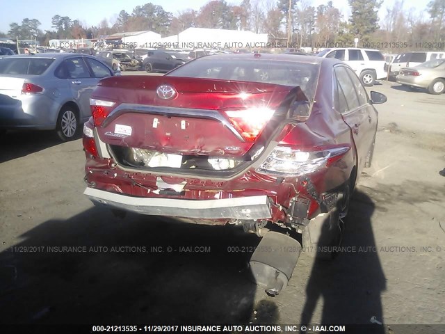 4T1BF1FK0FU913537 - 2015 TOYOTA CAMRY LE/XLE/SE/XSE RED photo 6