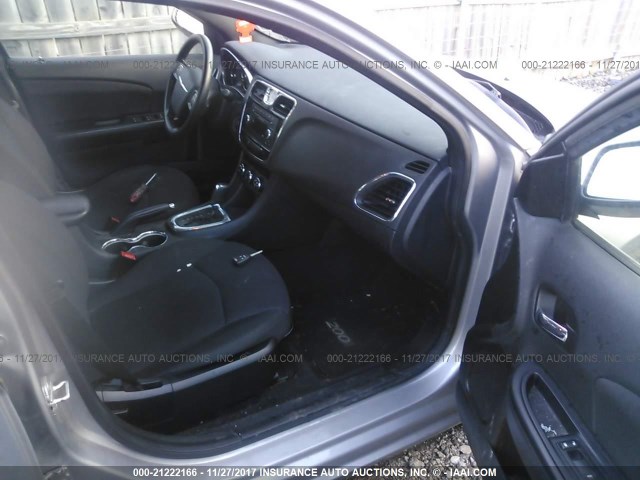 1C3CCBAB7EN145132 - 2014 CHRYSLER 200 LX GRAY photo 5