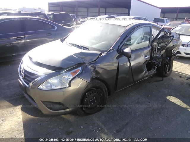 3N1CN7AP5GL818486 - 2016 NISSAN VERSA S/S PLUS/SV/SL GRAY photo 2