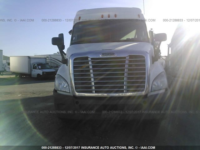 1FUJGHDV7ALAU0852 - 2010 FREIGHTLINER CASCADIA 113  Unknown photo 7