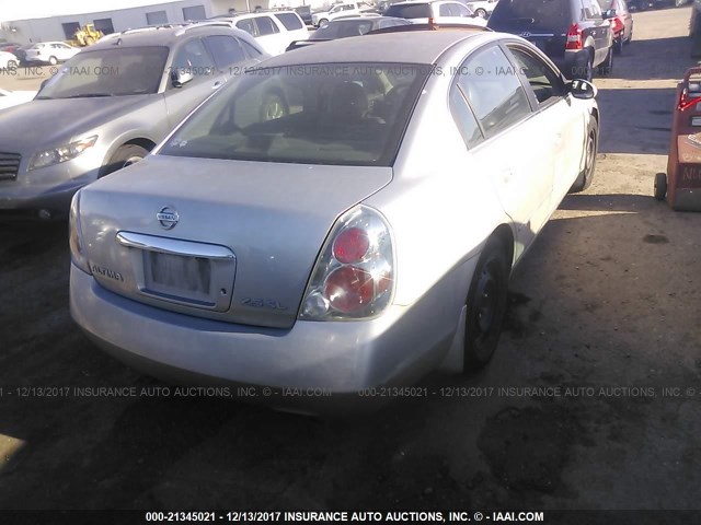 1N4AL11D25C956207 - 2005 NISSAN ALTIMA S/SL SILVER photo 4