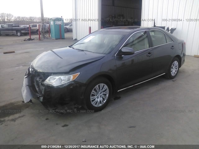 4T4BF1FK1CR253221 - 2012 TOYOTA CAMRY SE/LE/XLE GRAY photo 2