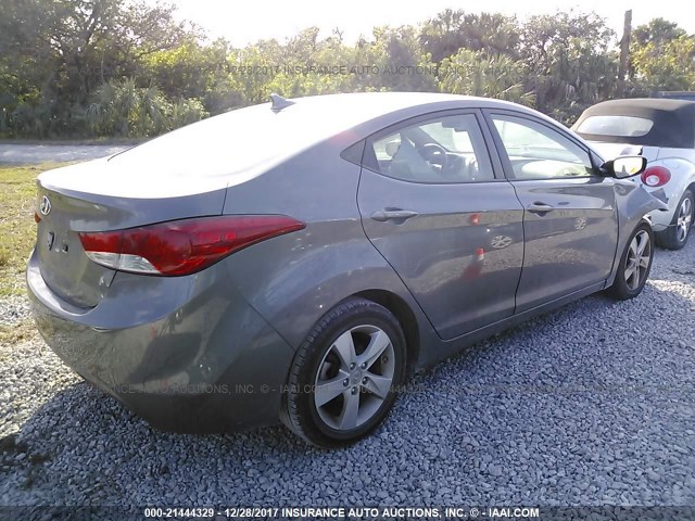 5NPDH4AE4DH267677 - 2013 HYUNDAI ELANTRA GLS/LIMITED GRAY photo 4