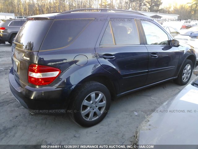 4JGBB86E87A237890 - 2007 MERCEDES-BENZ ML 350 BLUE photo 4